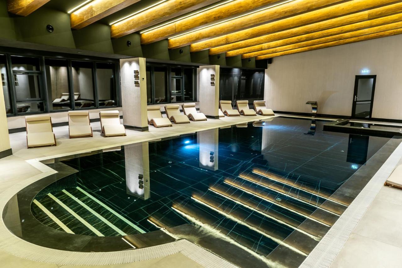 Hotel Roman Maramures - Ski & Spa Resort Statiunea Buitenkant foto