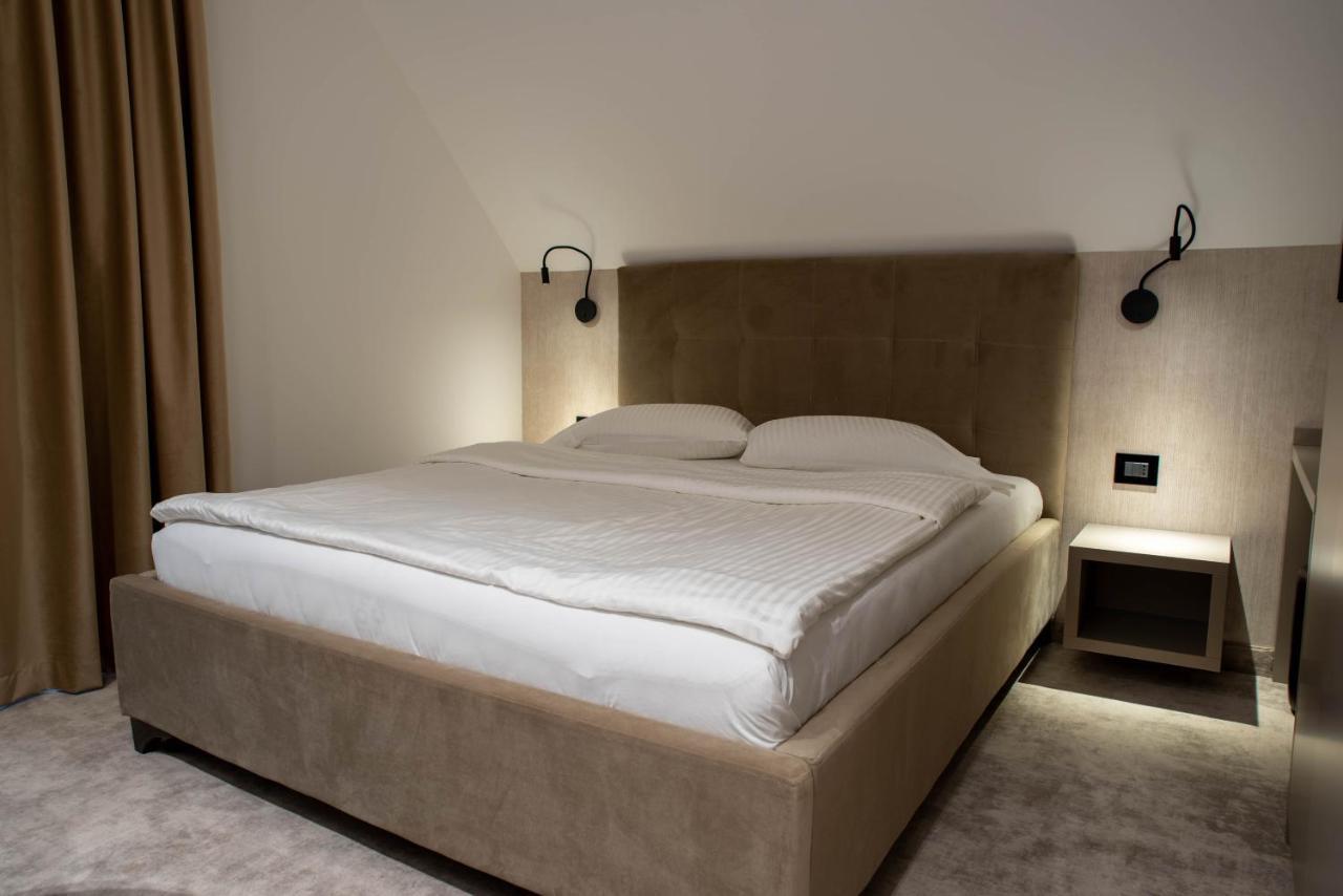Hotel Roman Maramures - Ski & Spa Resort Statiunea Buitenkant foto