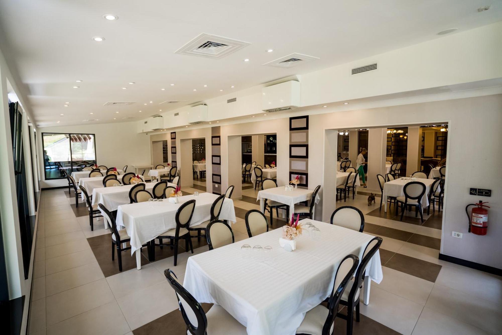 Hotel Roman Maramures - Ski & Spa Resort Statiunea Buitenkant foto