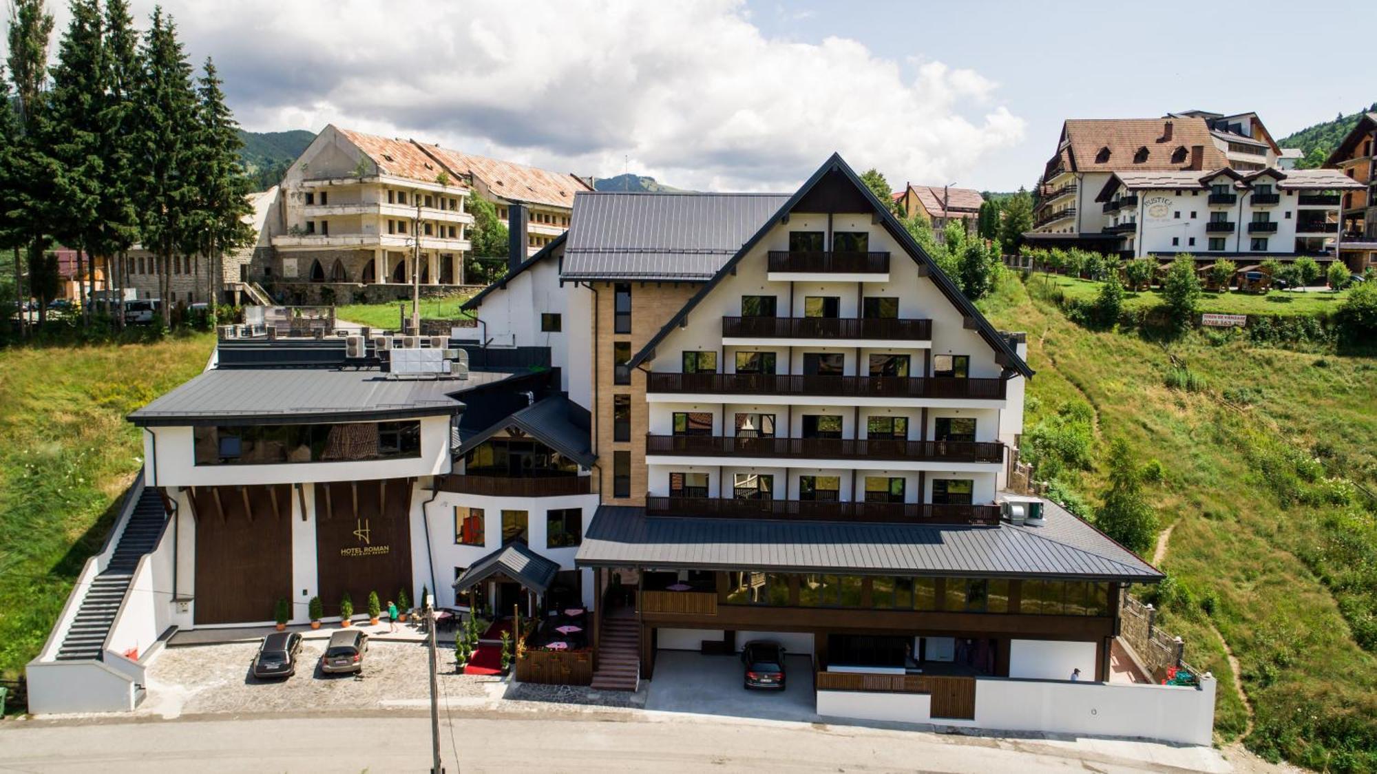 Hotel Roman Maramures - Ski & Spa Resort Statiunea Buitenkant foto